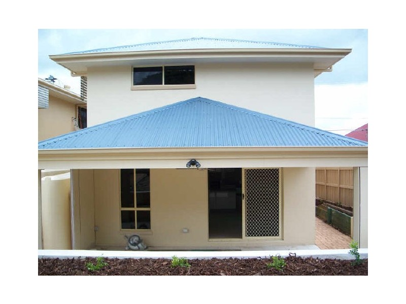 981 Wynnum Rd, Cannon Hill QLD 4170