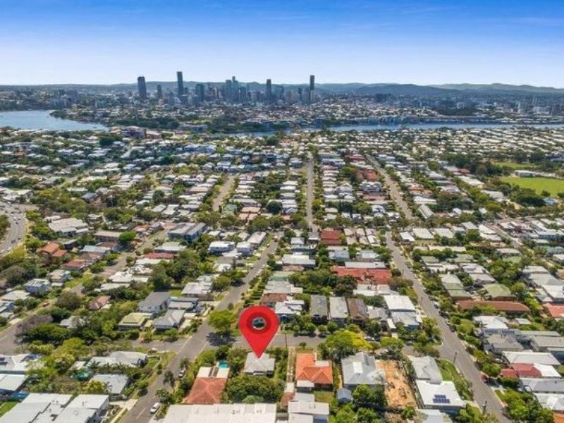 27 Carramar Street, Morningside QLD 4170