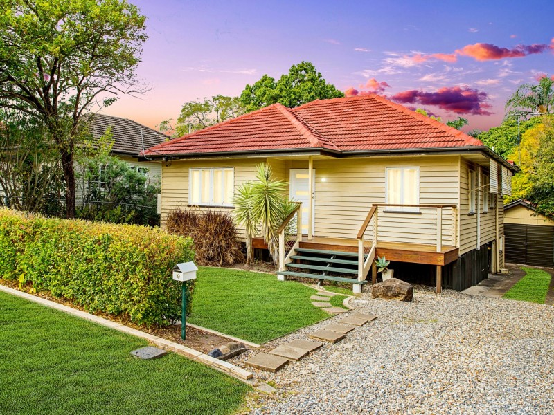 19 Goolara Street, Cannon Hill QLD 4170