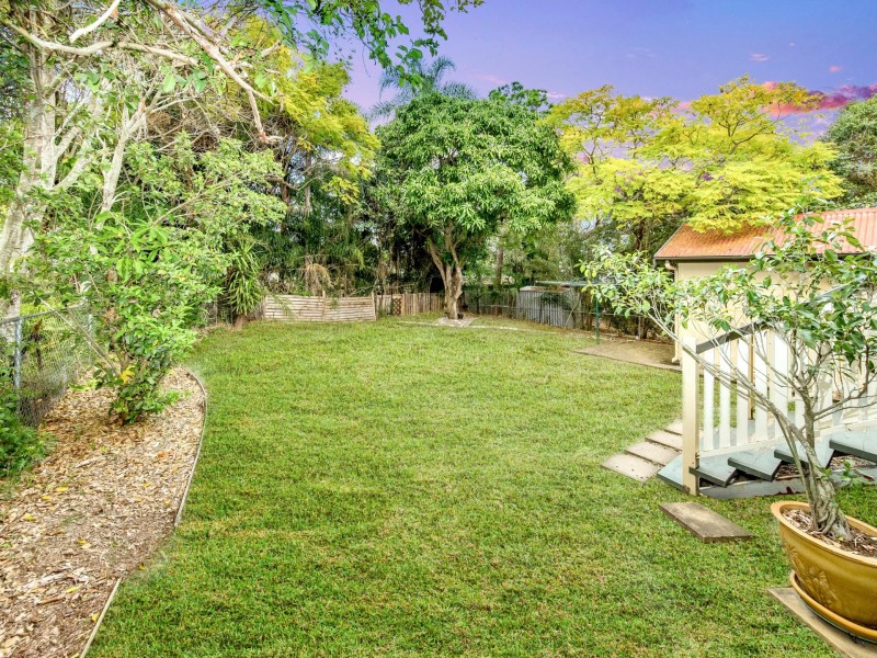 19 Goolara Street, Cannon Hill QLD 4170