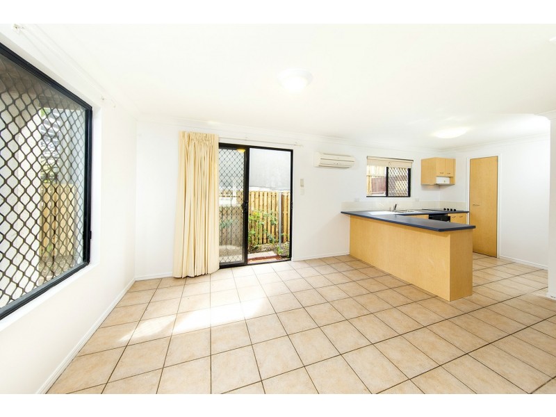 1/77 Bilyana Street, Balmoral QLD 4171