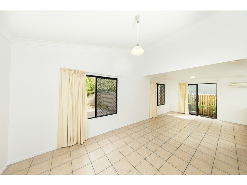 1/77 Bilyana Street, Balmoral QLD 4171
