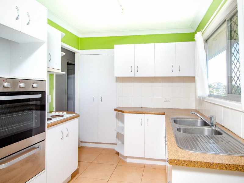 6 Leith Street, Carina QLD 4152