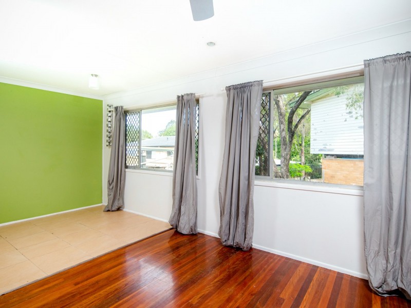 6 Leith Street, Carina QLD 4152