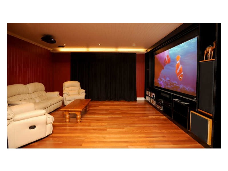 37 Martha Street, Camp Hill QLD 4152