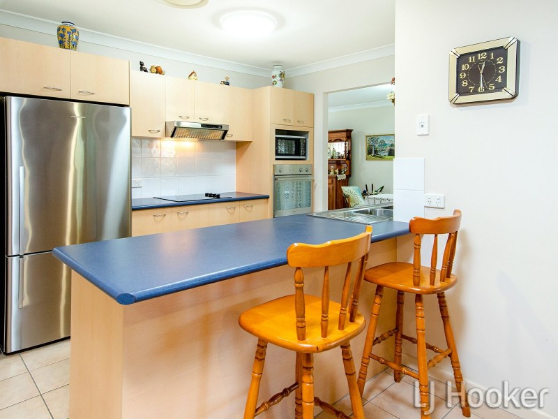18 Tracey Street, Wynnum West QLD 4178