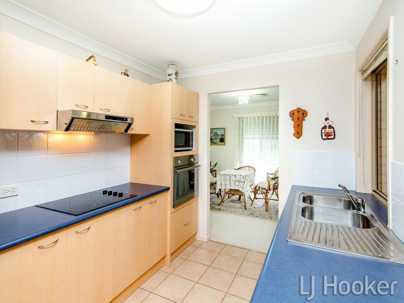 18 Tracey Street, Wynnum West QLD 4178