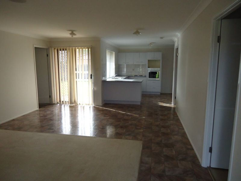 4 Filbert Court, Crestmead QLD 4132