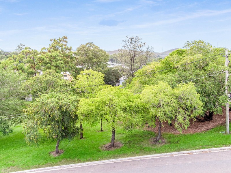 8/2 Quinn Street, Toowong QLD 4066