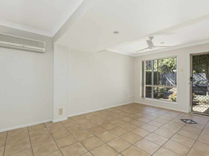 Unit 1/250 Manly Road, Manly West QLD 4179