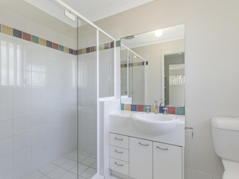 Unit 1/250 Manly Road, Manly West QLD 4179