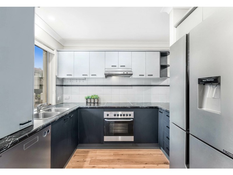 Unit 3/250 Manly Road, Manly West QLD 4179
