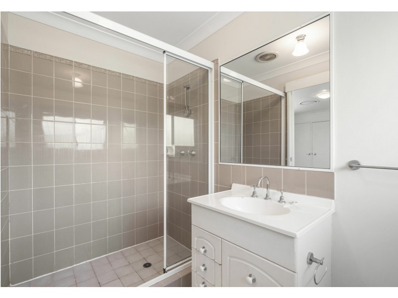 8 Selangor Place, Carina QLD 4152