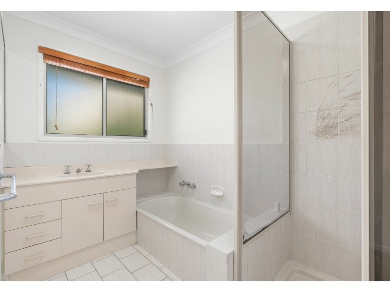 8 Selangor Place, Carina QLD 4152