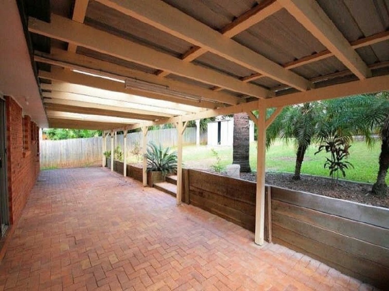 12 Little John Street, Daisy Hill QLD 4127