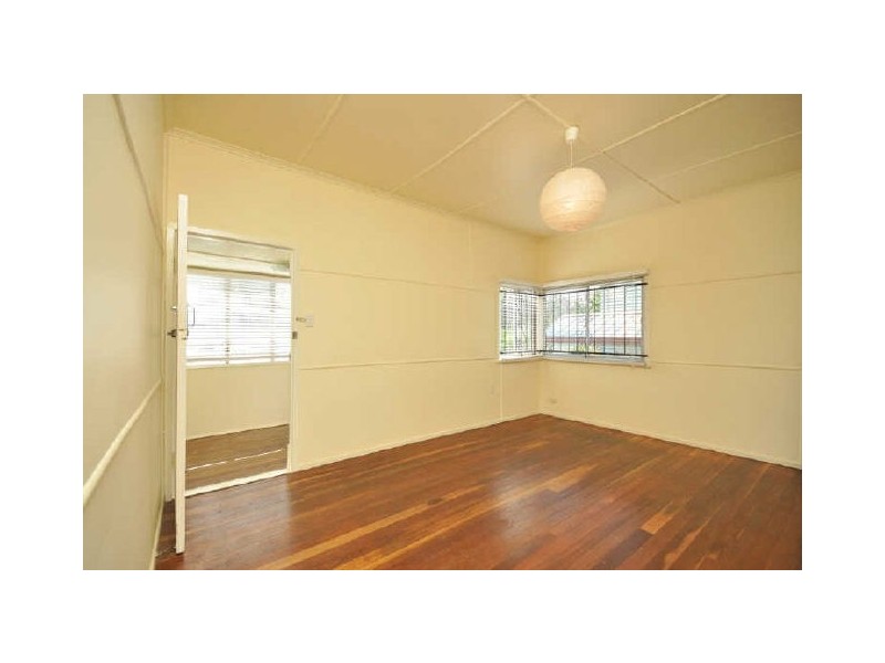 13 Herbert Street, Murarrie QLD 4172