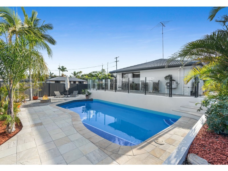 10 Billan Street, Carina QLD 4152