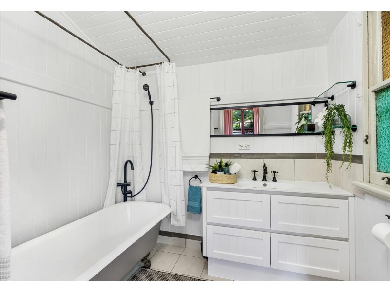 366 Hawthorne Road, Hawthorne QLD 4171