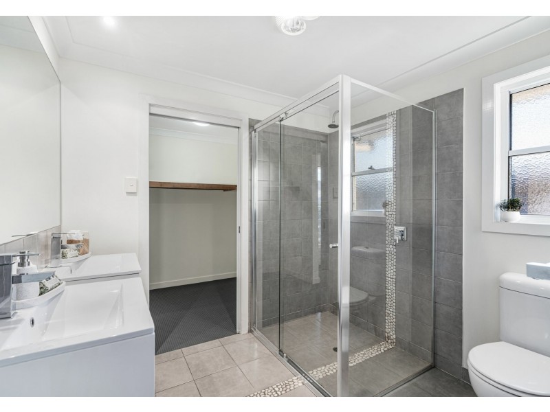40 Whitworth Road, Cannon Hill QLD 4170