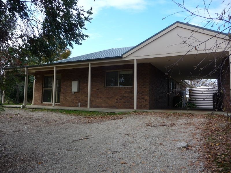 121 Myrtleford Road, Stanley VIC 3747