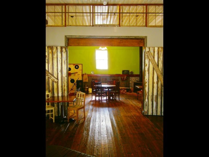 4 Main Road, Stanley VIC 3747