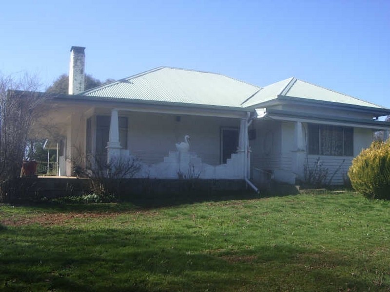 4 Sinclair Lane, Stanley VIC 3747