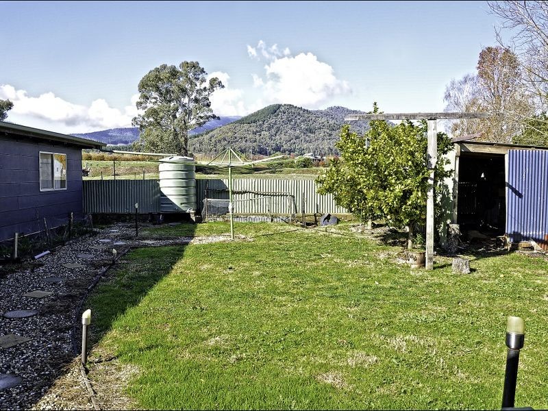 6-8 Wallace Drive, Buckland VIC 3740