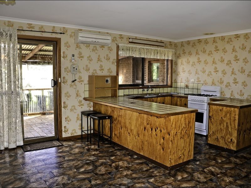 6-8 Wallace Drive Buckland via, Bright VIC 3741