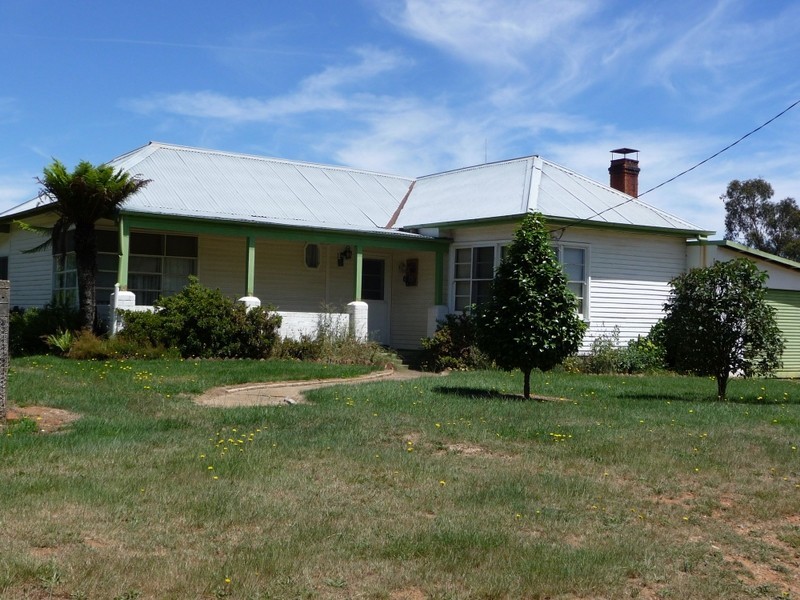 13 Johnsons Lane, Stanley VIC 3747