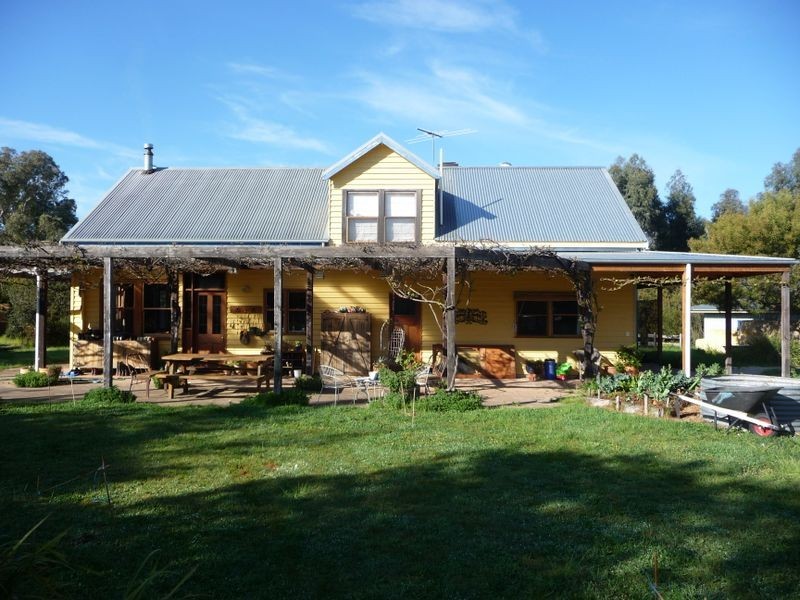 331 Reids Way, Wooragee VIC 3747