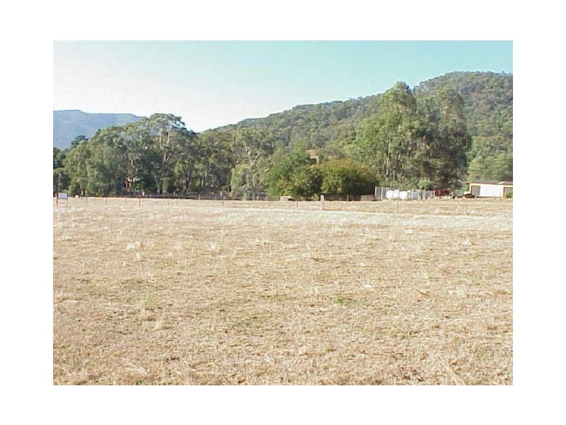 3 Peaks Estate/ View Rise, Bright VIC 3741