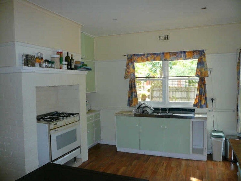 10 Beechworth Stanley Road, Stanley VIC 3747