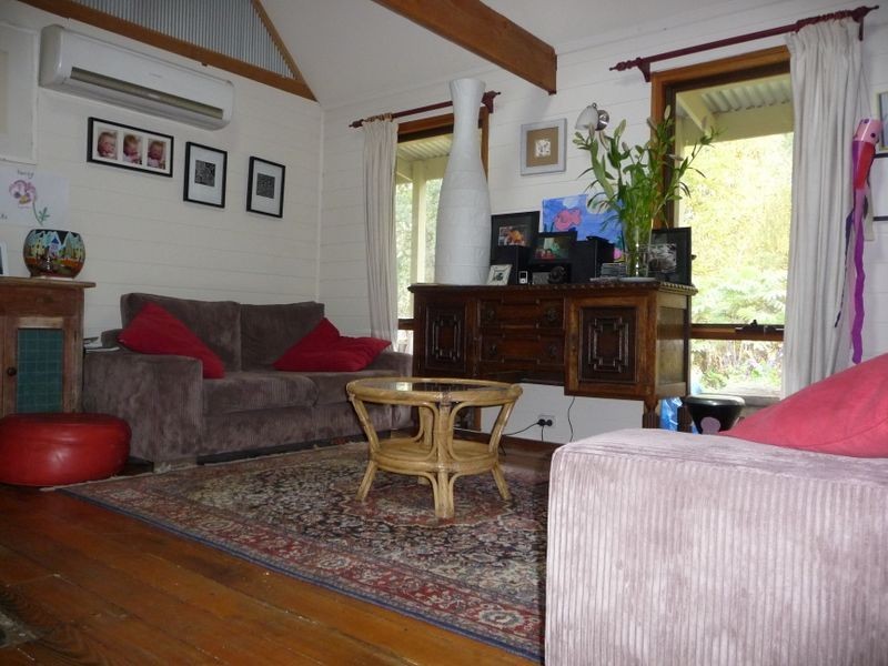 52 Pioneer Road, Stanley VIC 3747