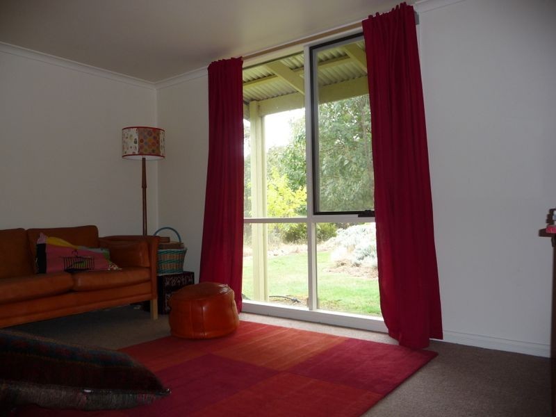 52 Pioneer Road, Stanley VIC 3747