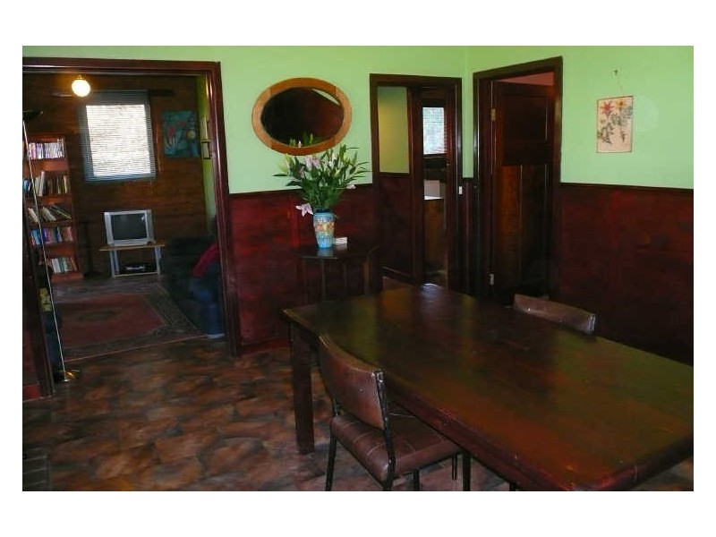 4 Johnsons Lane, Stanley VIC 3747