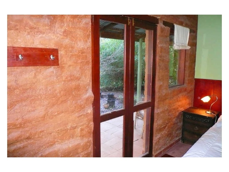 4 Johnsons Lane, Stanley VIC 3747