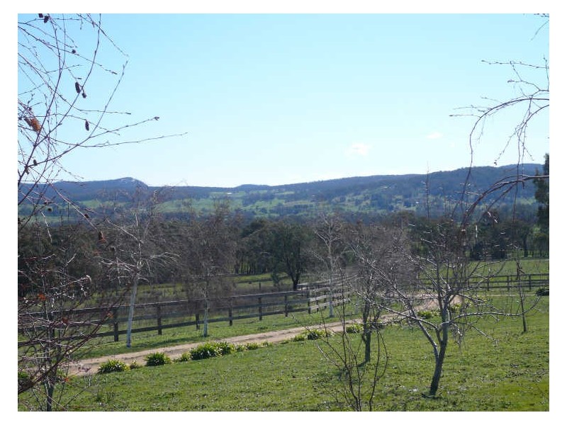 78 Magpie Lane, Wooragee VIC 3747
