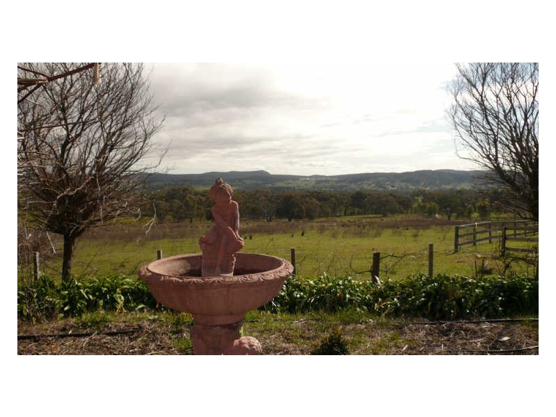 78 Magpie Lane, Wooragee VIC 3747
