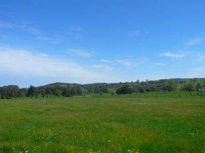 Edmondson Lane, Wooragee VIC 3747
