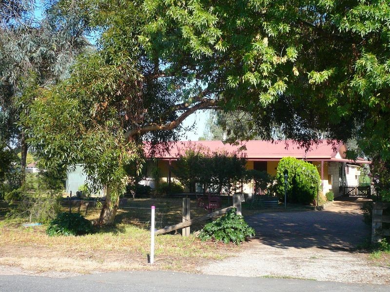 37 Epsom Road, Chiltern VIC 3683