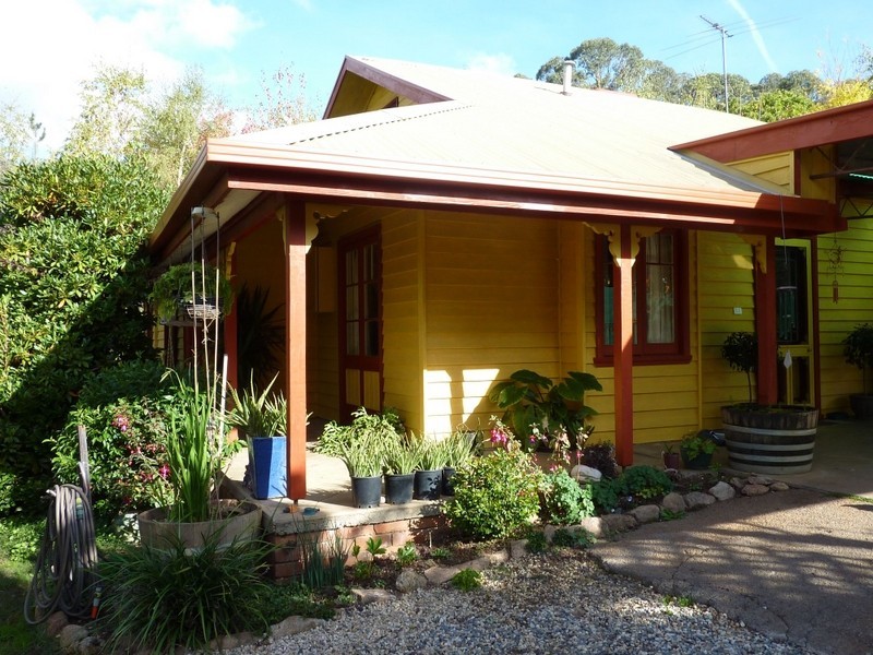 98 Mt Stanley Rd, Stanley VIC 3747