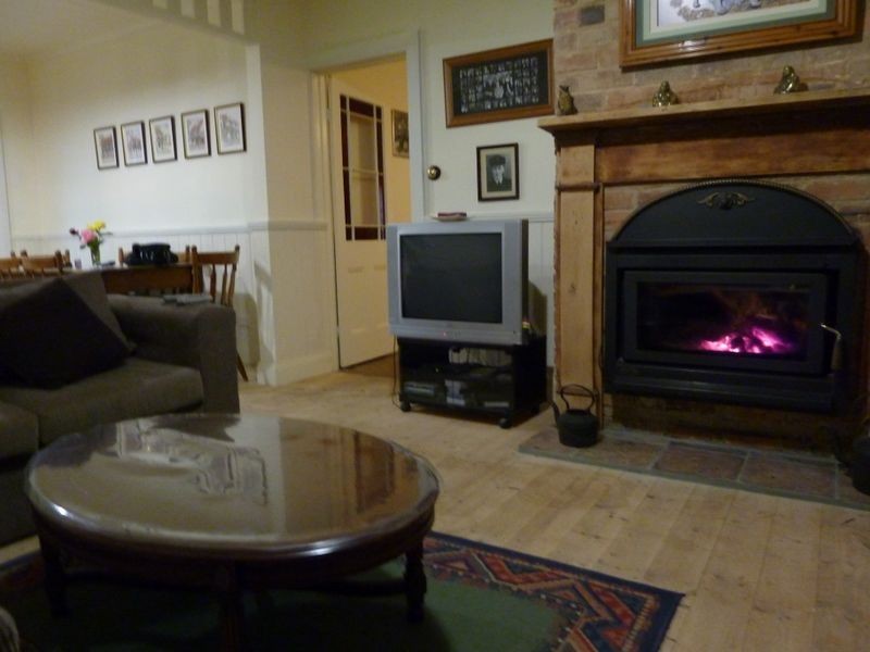 98 Mt Stanley Rd, Stanley VIC 3747