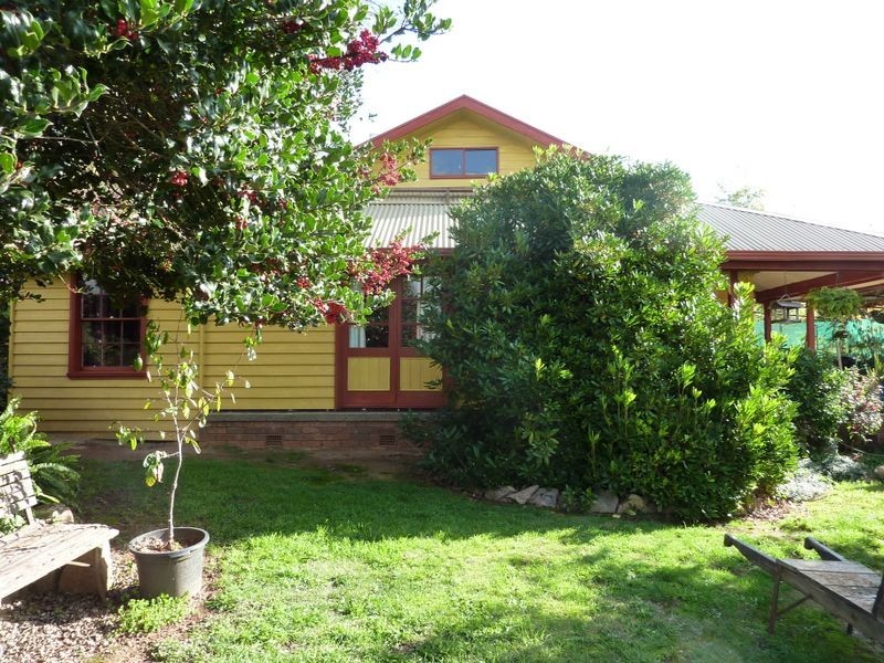 98 Mt Stanley Rd, Stanley VIC 3747
