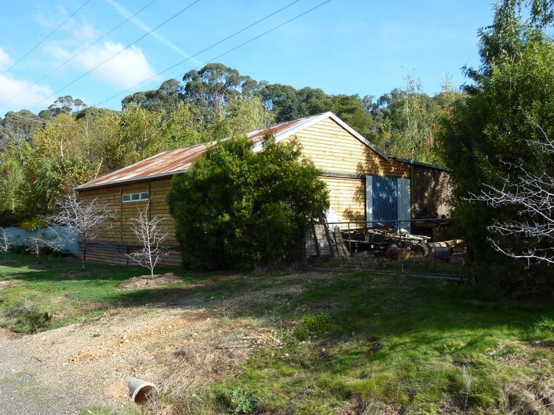 98 Mt Stanley Rd, Stanley VIC 3747