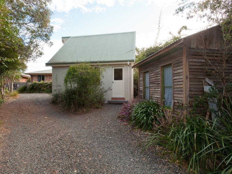 5 Eucalypt Close, Old Bar NSW 2430