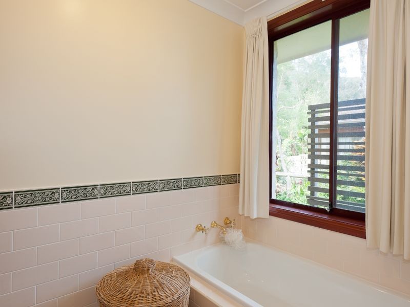 5 Eucalypt Close, Old Bar NSW 2430