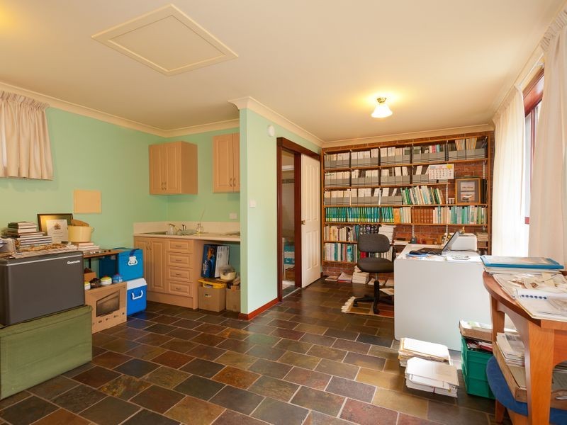 5 Eucalypt Close, Old Bar NSW 2430