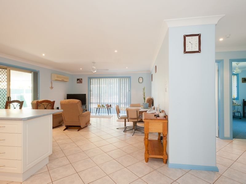 12 Pettitt Avenue, Taree NSW 2430