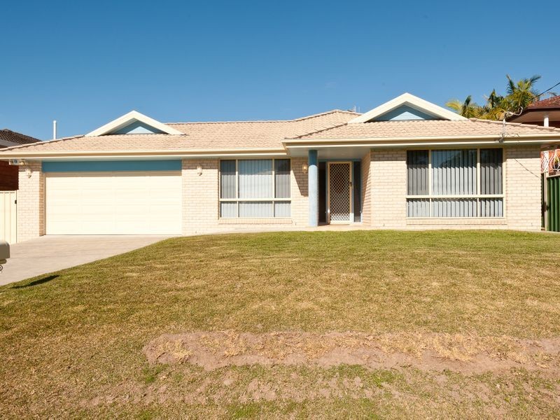 12 Pettitt Avenue, Taree NSW 2430