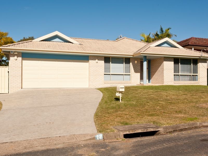 12 Pettitt Avenue, Taree NSW 2430